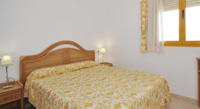 Apartamentos Ambar Beach Unitursa Кальпе Номер фото
